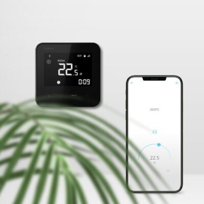 Heato9 wi-fi ready termosztát üveg panel fekete és fehér színben