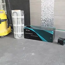 1. Fogadó aljzat pormentesítése