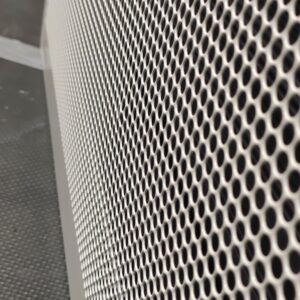 Intuis Radial 1500W enyhén sérült (horpadt rács)