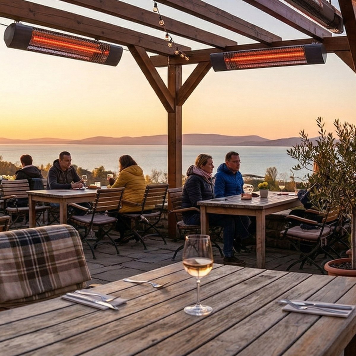 Intuis IRM Mono 2000W hősugárzó